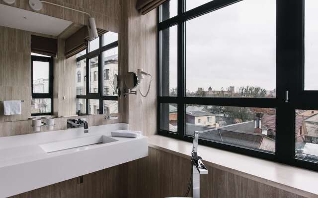 Noble Boutique Hotel