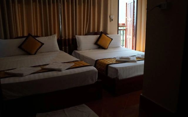 Mountain View Riverside Boutique Hotel