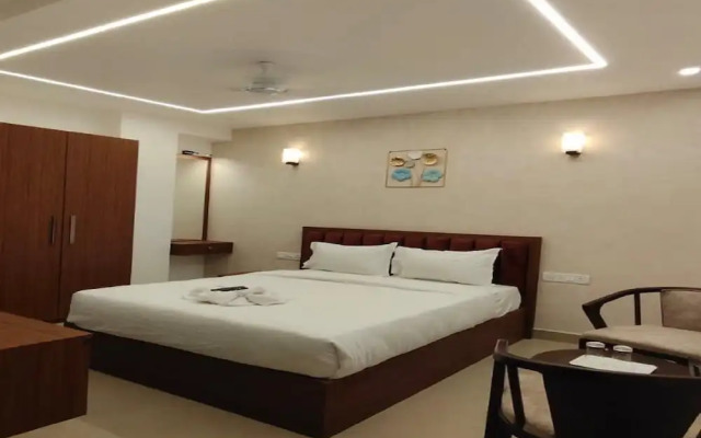 Royal Luxe Business Class Hotel