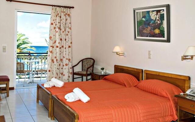Chryssi Akti & Paradise Beach