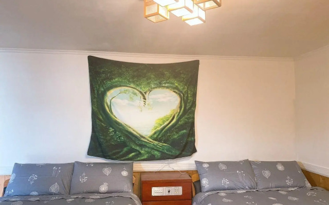 Jing James Homestay