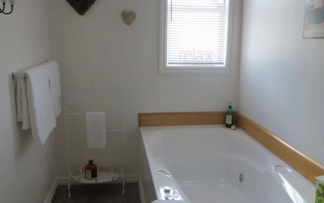 Cotswold Cottage Bed and Breakfast