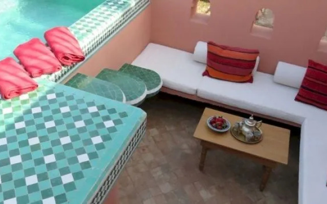 Riad La Douiria