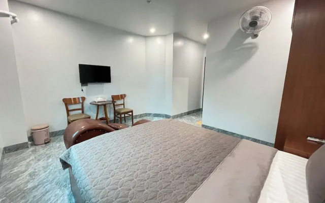 Như Ý Hotel