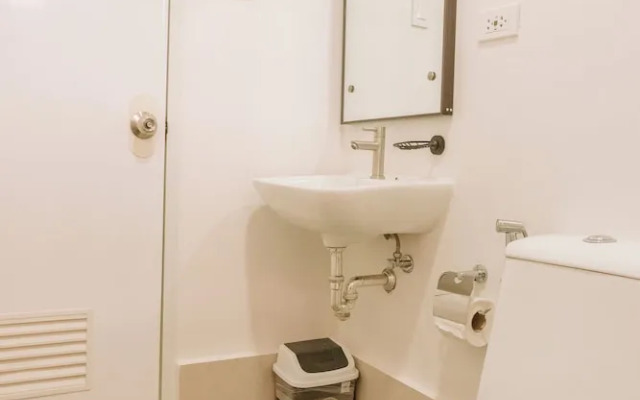 Sleek & Stylish Urban Loft