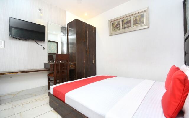 OYO 30999 Hotel Vaishno