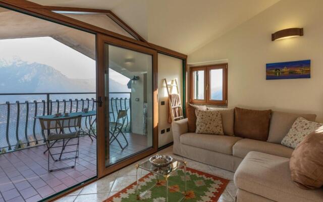 Civenna Lake View by Wonderful Italy