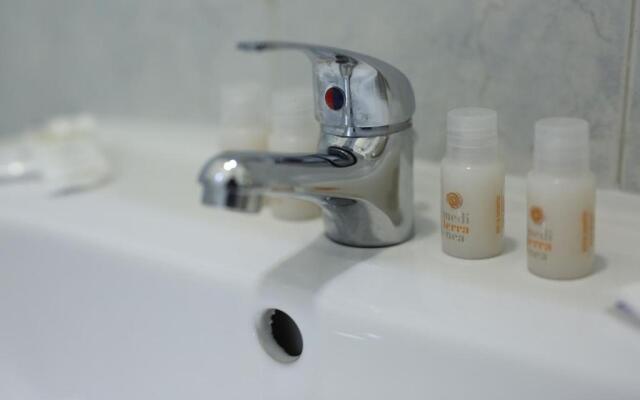 Central House Decumano Superiore by Dimorra