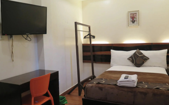 Rovic's Tourist Hotel
