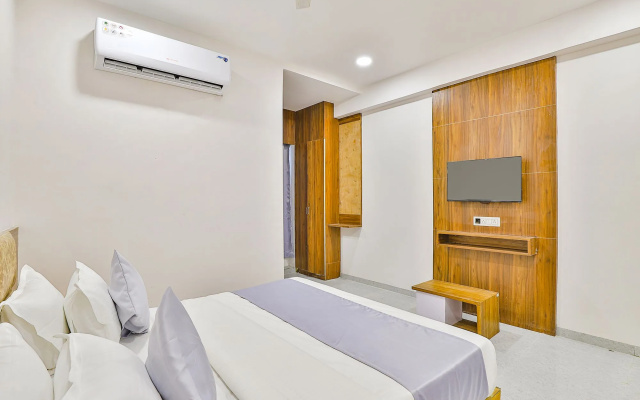 FabHotel Parkland A