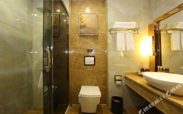 Romantic Hotel (Foshan Jinsha Zhou Jinbo Tiandi Plaza Branch) – Bathroom – Foshan