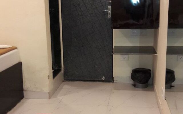 Hotel Janata