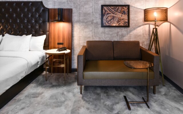 Hollywood Inn Suites Hotel