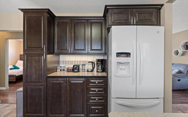 Bahama Breeze I Hot Tub I Pool I 5 Bedroom