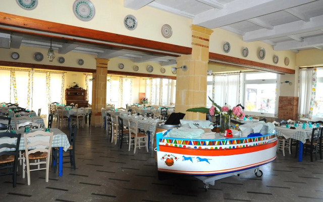 Delfino Beach Hotel