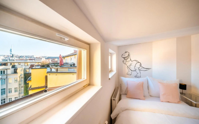 Klimentska Cartoon apartments