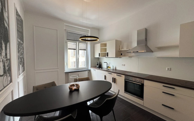 HLH - Luxus Familiensuite mit Terrasse