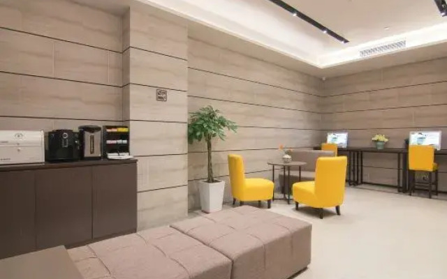 Homeinn Plus Hotel (Xuzhou Yunlong Wanda Plaza)