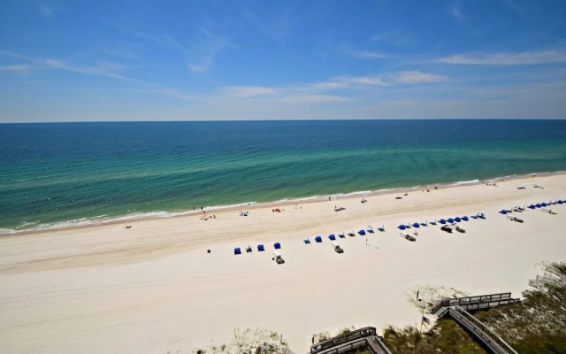 Tradewinds 1203 by RedAwning