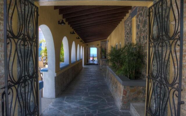 Castle Villas at Bluebeard's