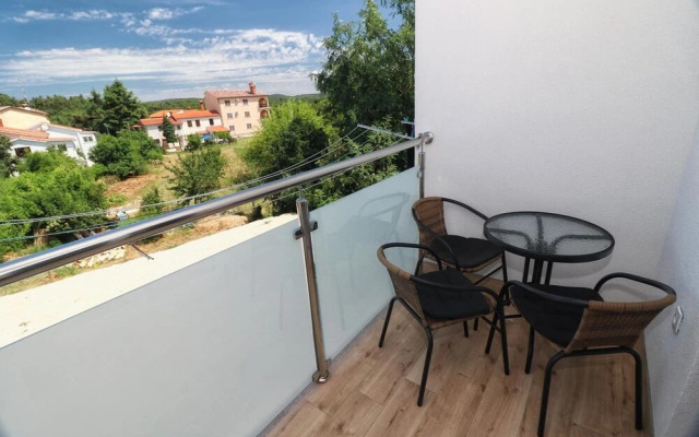 Apartments Korina and Dadi