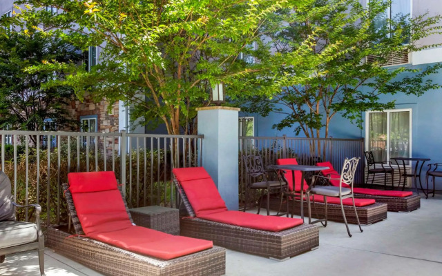 Comfort Suites Nashville Airport - BNA
