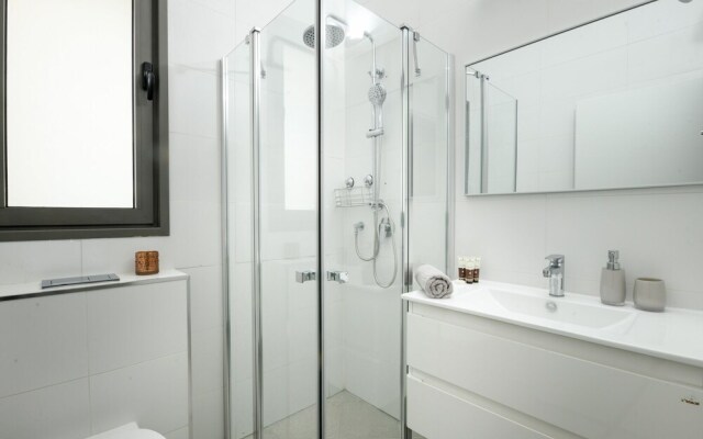 Magnificent Achziv Beach Apt in Nahariya