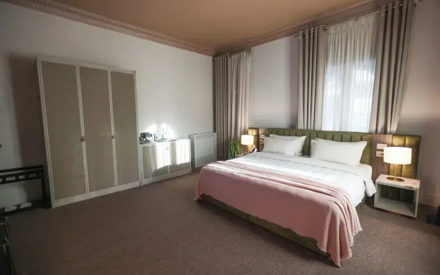 Padam Boutique Hotel & Restaurant