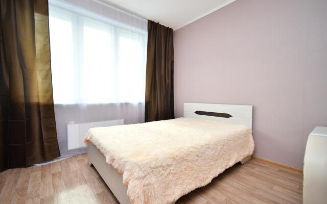 City124 на улице Батурина