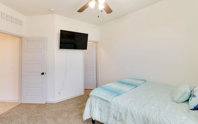 Maricopa Home w/ Heated Pool + Hot Tub!