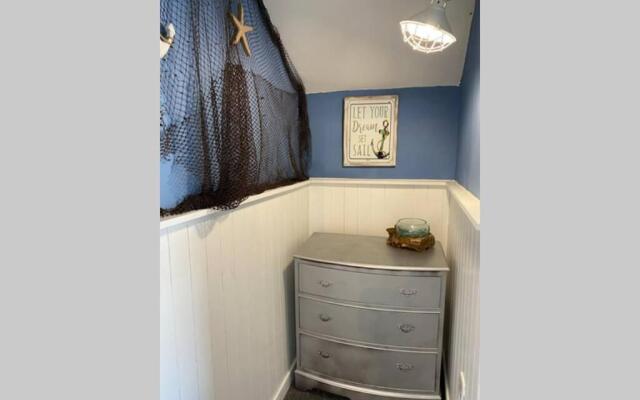 Seagulls Rest Marine Themed Seaview Apartment