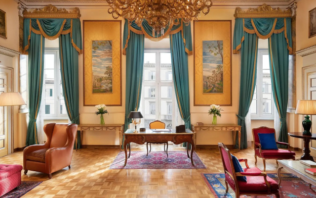 Sina Villa Medici, Autograph Collection