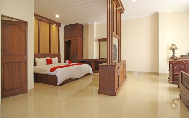 RedDoorz Premium @ The Garden Suites Solo