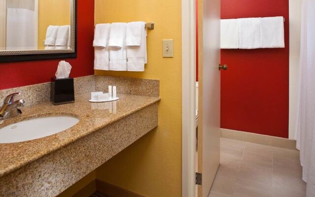 Courtyard Orlando Airport