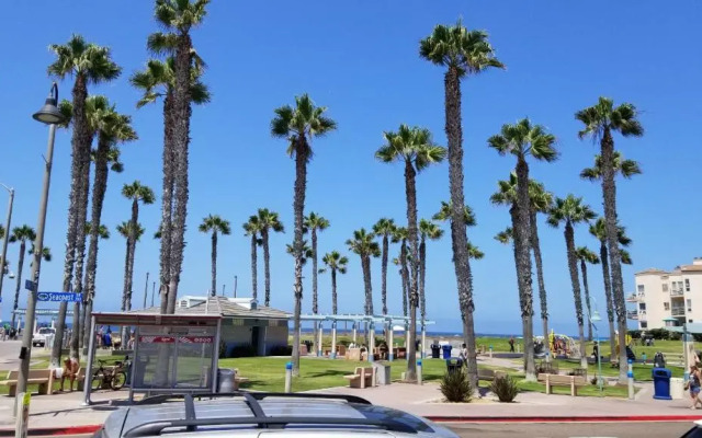 The Sand Castle Inn And Suites