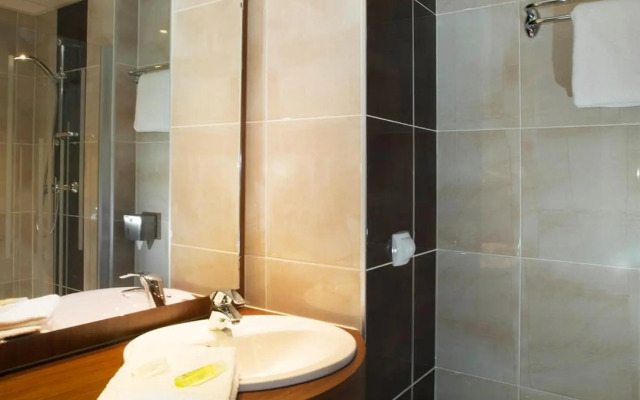 Brit Hotel Tours Sud - Le Cheops