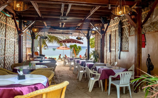 Hayahay Resort