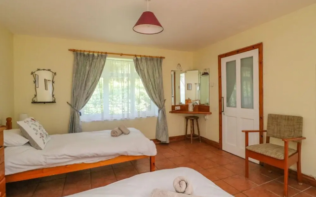 Mimosa Cottage, West Bexington