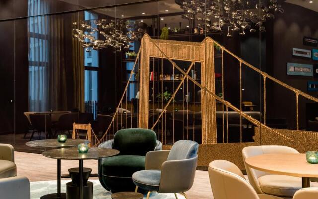 Motel One Köln-Altstadt