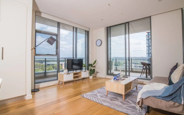 17th Level 1bed1bath APT Macquaire Park+wifi+view
