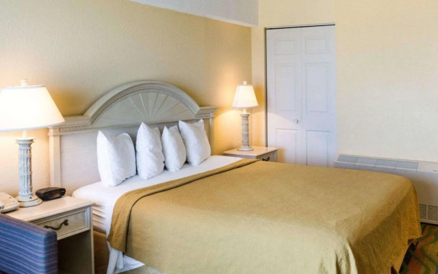 Quality Inn & Suites Oceanfront