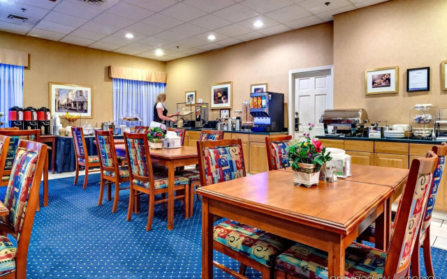 Best Western Plus Suites Downtown