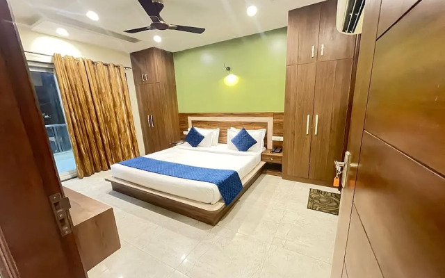 The Indian Hotel & Kitchen