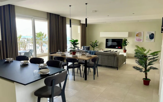 Bugibba Square Seafront LUX Apartments