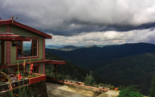 Panchachuli House