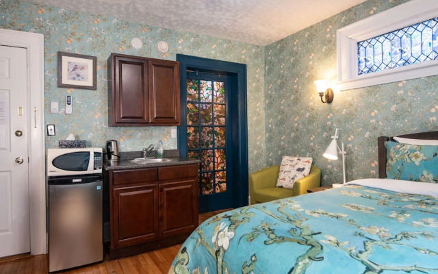 Prince Street Suites