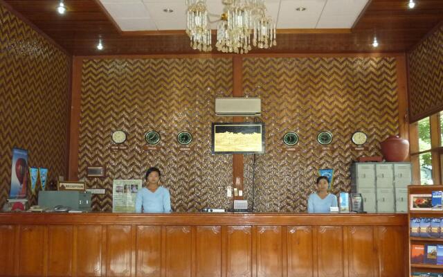 Ruby True Hotel