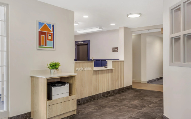 Sonesta Simply Suites Boston Burlington