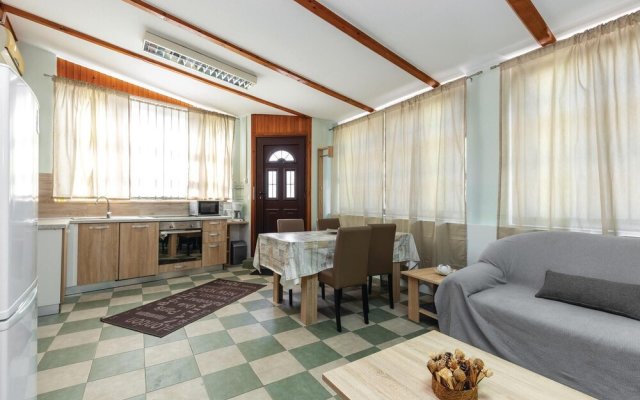 Nice Home in Kostrena With Wifi and 2 Bedrooms