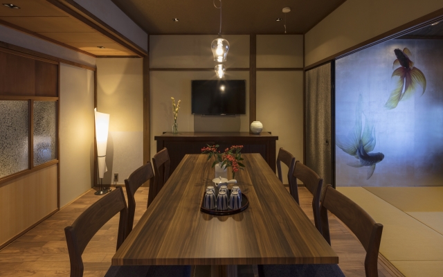 Hikoso-machi Gin no Ma
